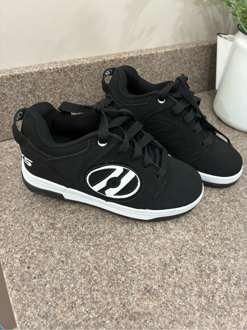 Heelys Black and White Kids Skate Sneakers